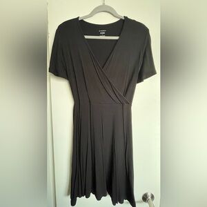 41 Hawthorn Classic Black Midi Dress